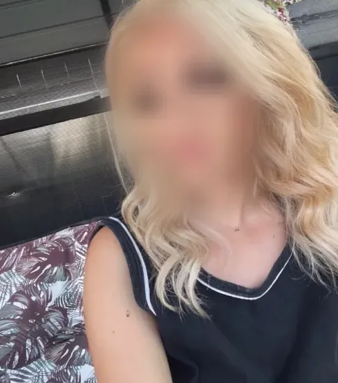 Anja, 30