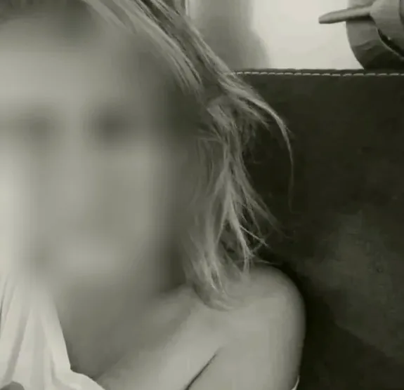 Antonia, 36