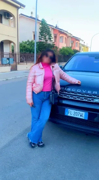 Elena, 36