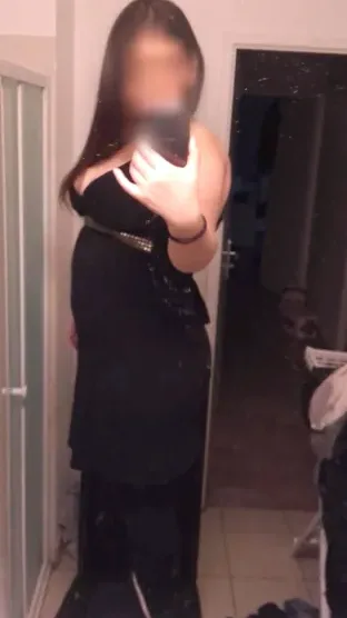 Emma, 39