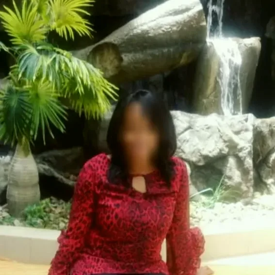 Hannah, 30