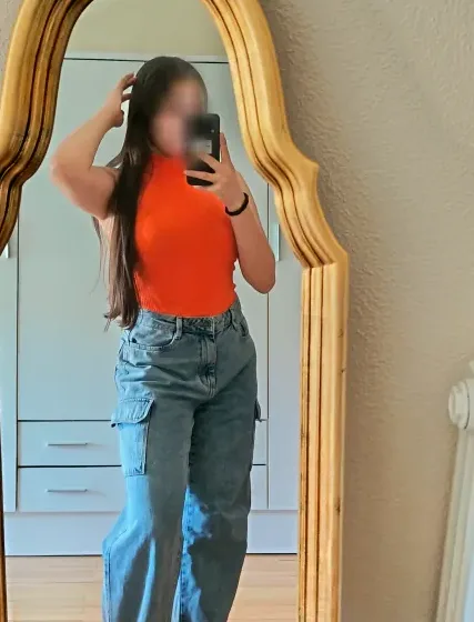 Julia, 20
