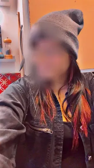 Lena, 32