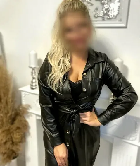 Magdalena, 35