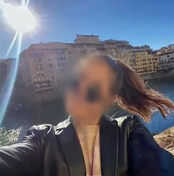 Maja, 27