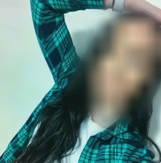 Nadine, 35