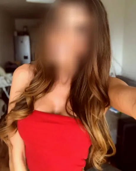 Nele, 35