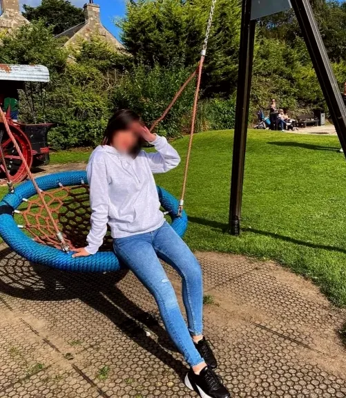 Nora, 37