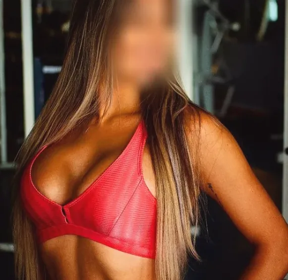 Selina, 30
